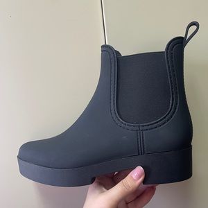 Jeffery Campbell rain boots!